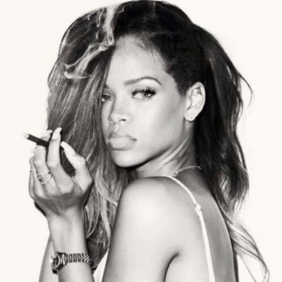 Meet your Posher, Shina - Picture 1 of 1